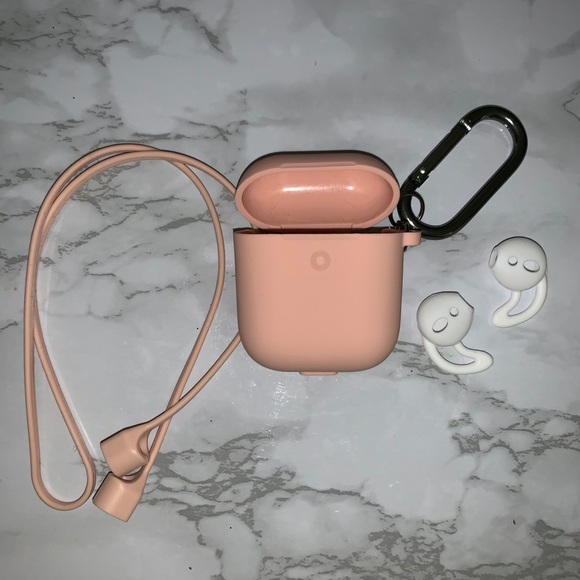 AirPods protective case - Picture 4 of 4